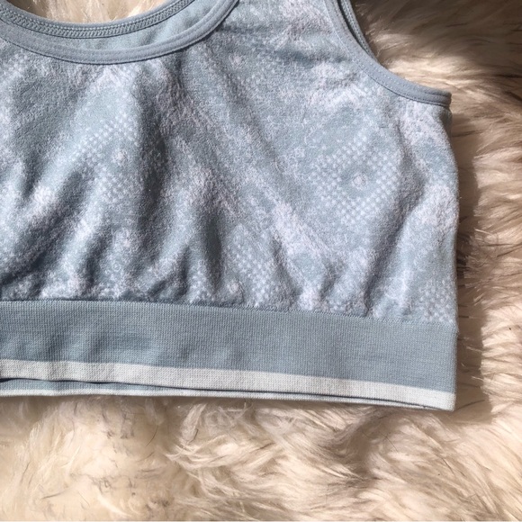 SPORTS BRA - Picture 6 of 11